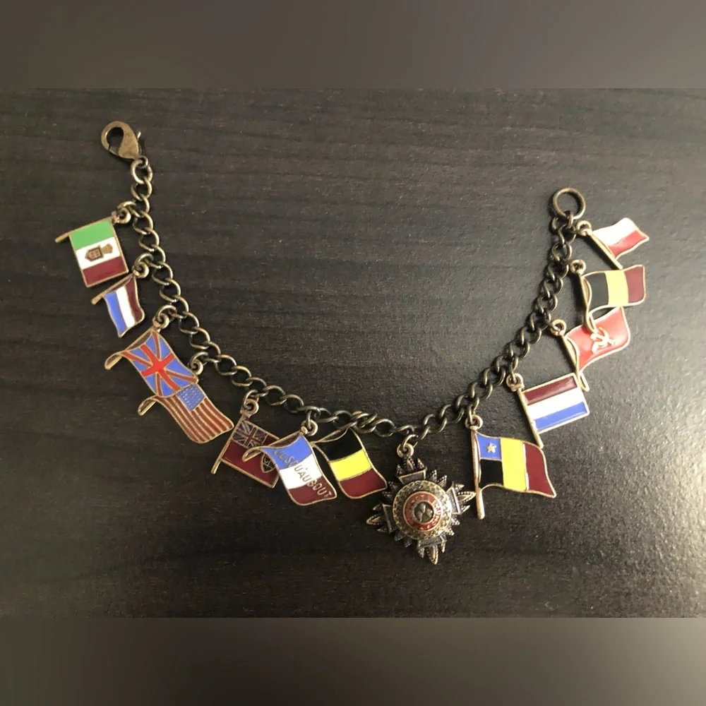 Vintage Banana Republic flag charm bracelet.